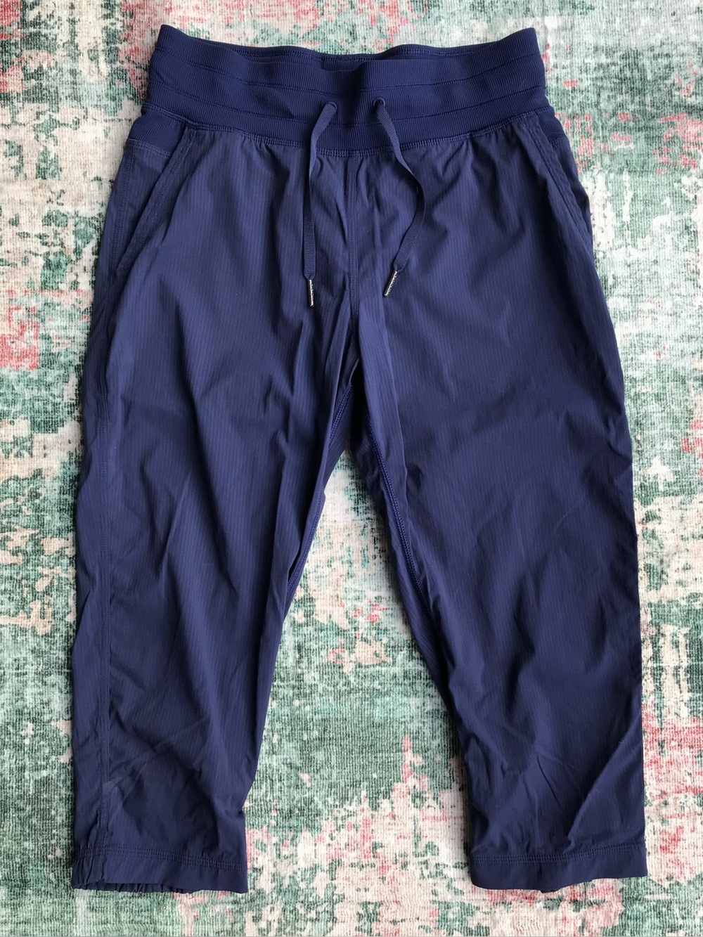 lululemon athletica Navy Blue Cropped Performance Capris